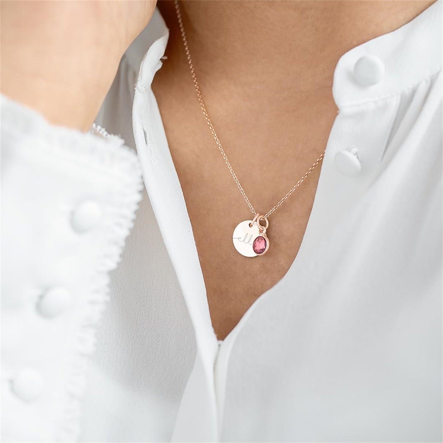 Personalisierte Halskette - Geburtsstein mit Wunschname - Mond-Baby
