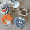 Laden Sie das Bild in den Galerie-Viewer, Handgefertigter Kinderhocker aus Holz mit Tieren - Mond-Baby